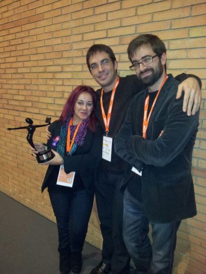 El equipo de Ediciones Antígona recoge el Premio a la Mejor Labor Editorial.