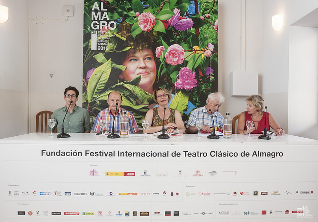 28343059750_f6fa8fb336_z